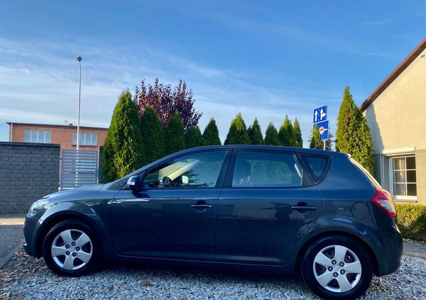 Kia Ceed cena 16999 przebieg: 209826, rok produkcji 2011 z Radków małe 211